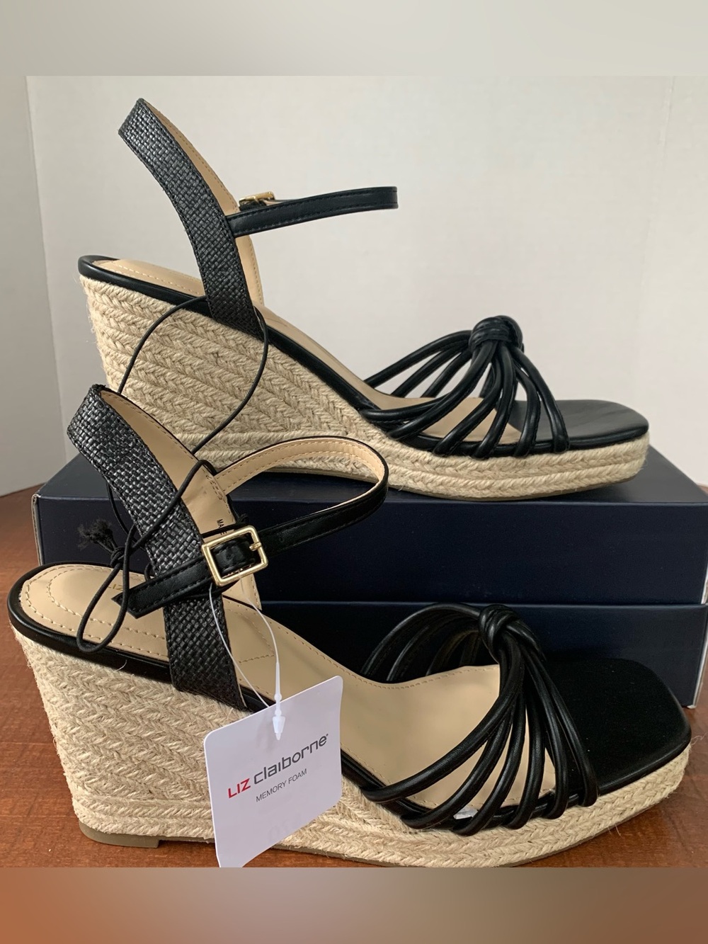 NWT Black Strappy Espadrilles Platform Sandals Women’s 10M Graduation Bridal